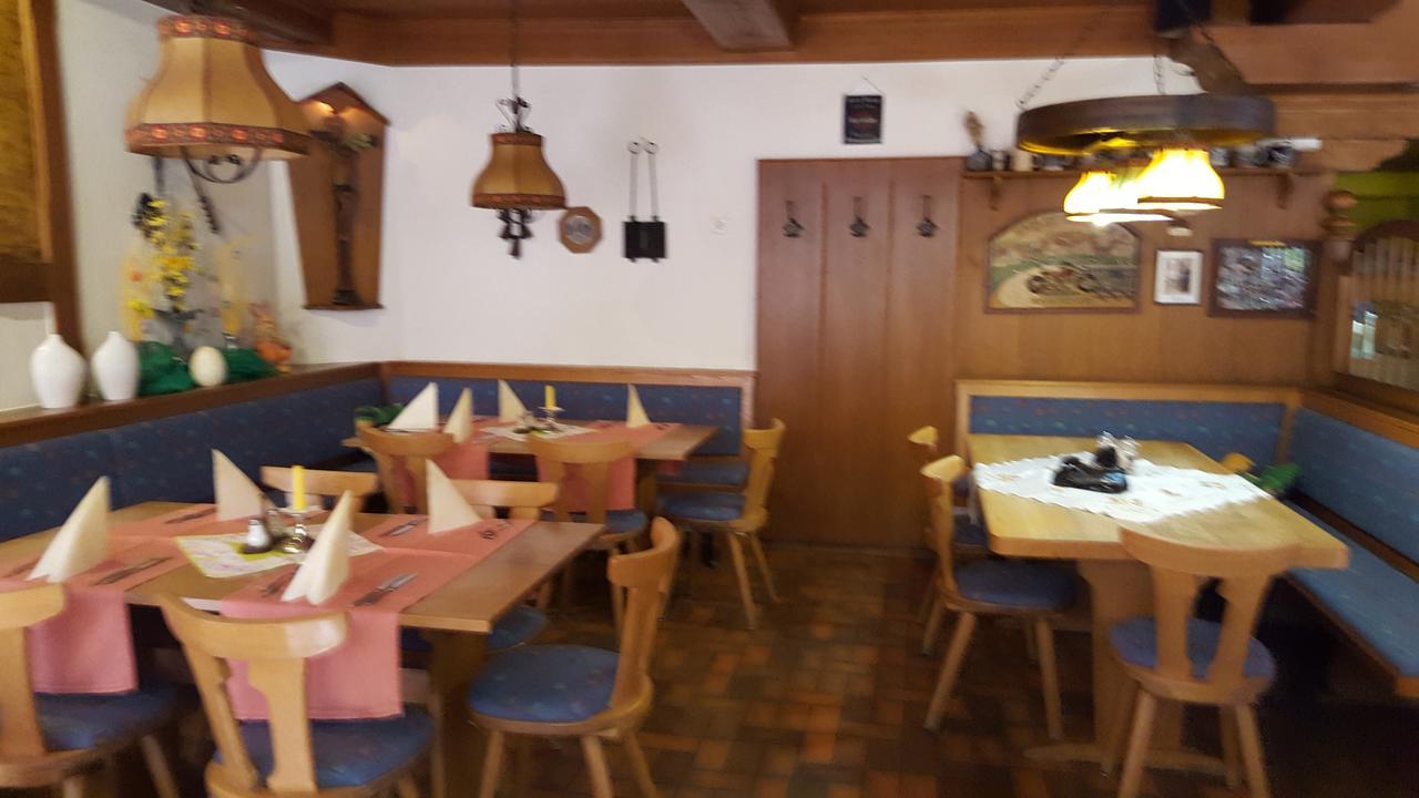 Schwarzwaldgasthof Baren Hotel Titisee-Neustadt Exterior foto